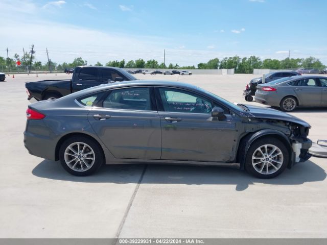 3FA6P0H71KR152031 Ford FUSION SE