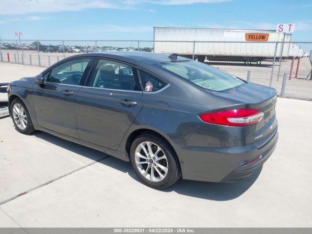 3FA6P0H71KR152031 Ford FUSION SE