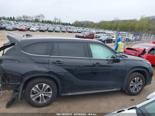 Toyota Highlander Xle 2024 5TDKDRBH0RS539457 Image 13