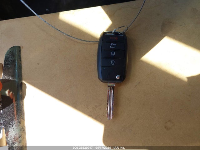KIA FORTE LX 2017 3KPFK4A72HE018915 Image 11