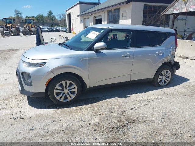 KIA SOUL LX 2020 KNDJ23AU4L7109865 Image 2