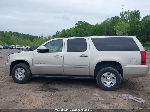 Chevrolet Suburban 1500 Lt 2014 1GNSCJE09ER241063 Image 14