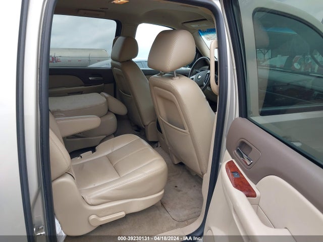 Chevrolet Suburban 1500 Lt 2014 1GNSCJE09ER241063 Image 8