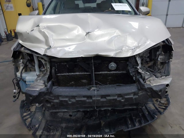 JTHBW1GG2G2111193 Lexus ES 300H