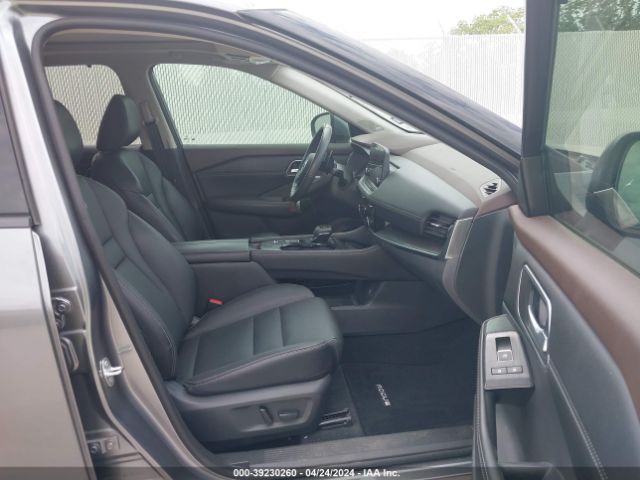 5N1AT3CA2MC742515 Nissan Rogue Sl Fwd