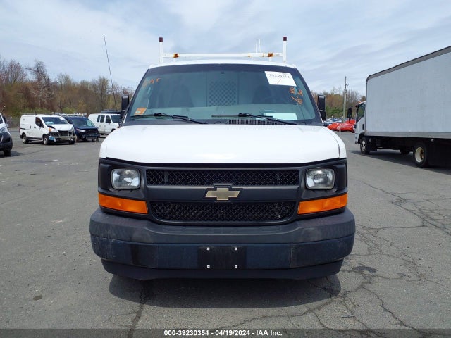 Chevrolet Express 2500 Work Van 2017 1GCWGAFF3H1313962 Image 12