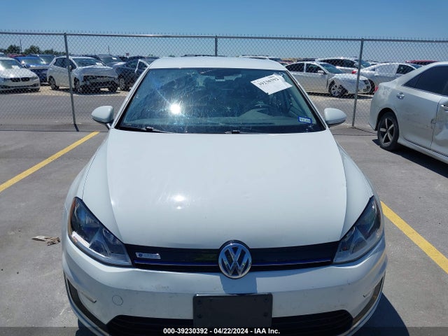WVWKP7AU5GW915674 Volkswagen E-golf Se