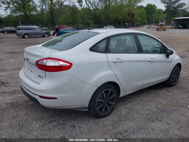 Ford FIESTA SE 2019 3FADP4BJ6KM114035 Image 4