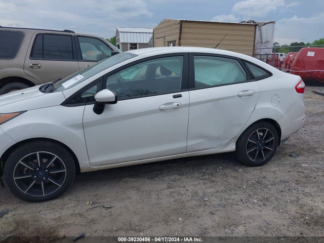 Ford FIESTA SE 2019 3FADP4BJ6KM114035 Image 6