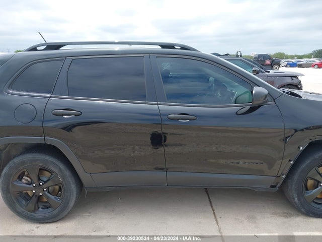 1C4PJMAB6HW664511 Jeep Cherokee Altitude 4x4