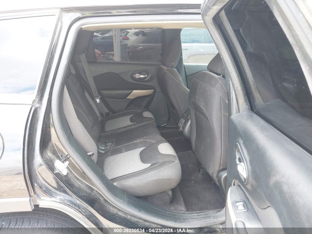1C4PJMAB6HW664511 Jeep Cherokee Altitude 4x4