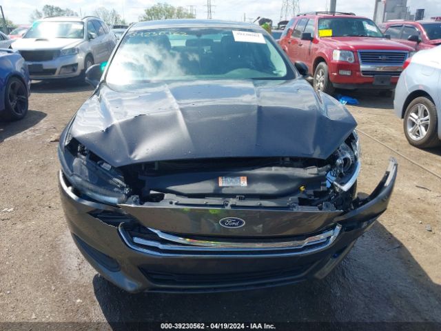 1FA6P0HD2F5129842 Ford FUSION SE