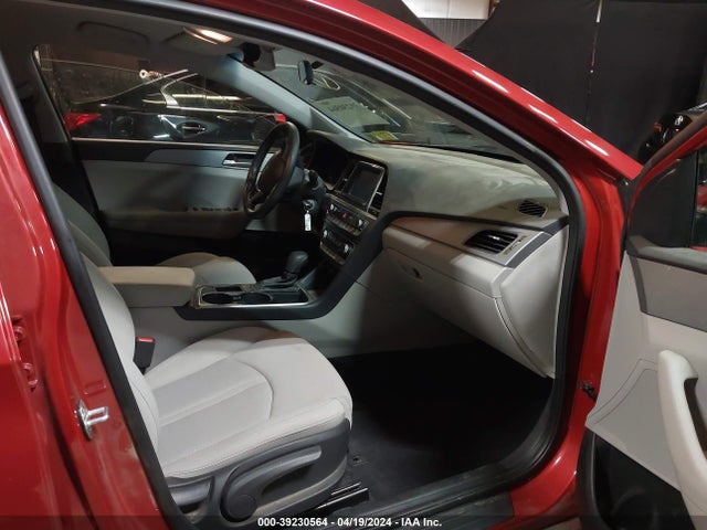Hyundai SONATA SE 2019 5NPE24AF4KH778415 Image 5
