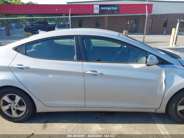 Hyundai ELANTRA SE 2015 KMHDH4AE4FU414908 Image 13