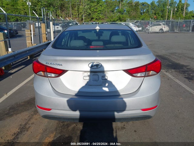 Hyundai ELANTRA SE 2015 KMHDH4AE4FU414908 Image 16