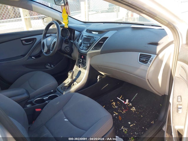Hyundai ELANTRA SE 2015 KMHDH4AE4FU414908 Image 5