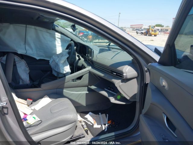 KMHLM4AG2PU591757 Hyundai ELANTRA SEL