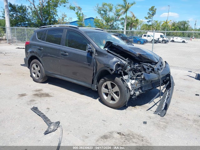 Toyota Rav4 Xle 2015 JTMWFREV4FJ050548 Image 1