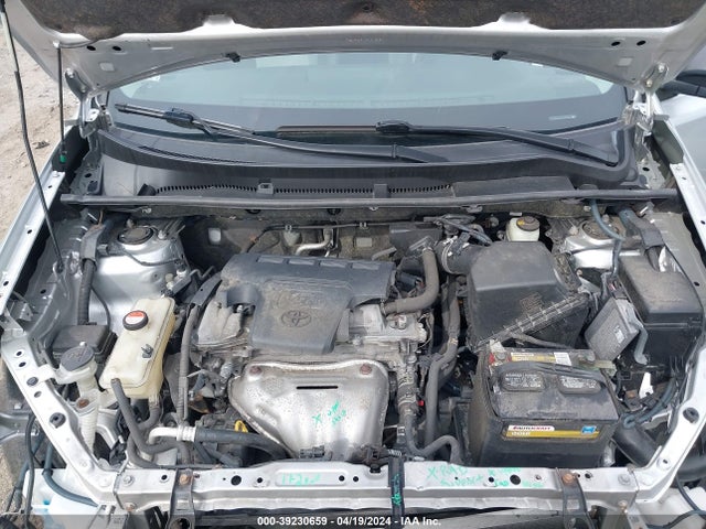 Toyota RAV4 LE 2015 JTMBFREV9FJ027653 Image 10