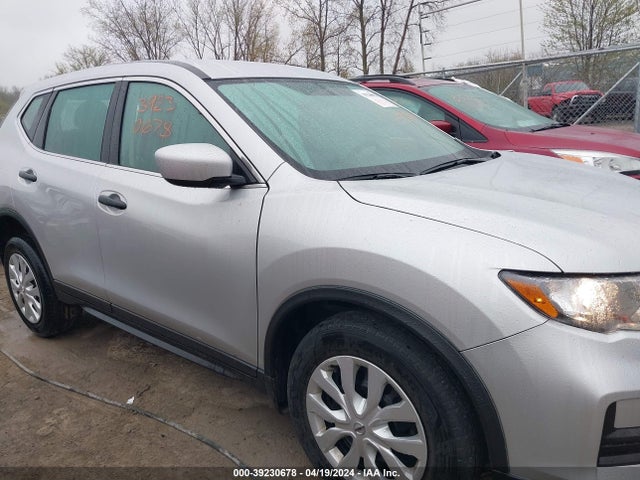 Nissan ROGUE S 2018 5N1AT2MV4JC827704 Image 14