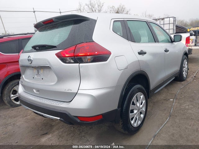 Nissan ROGUE S 2018 5N1AT2MV4JC827704 Image 4