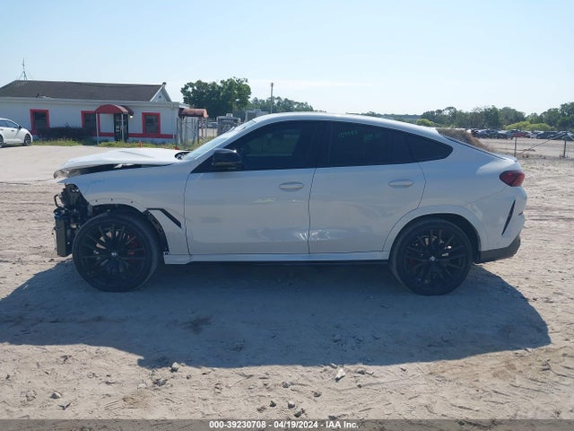 BMW X6 M60i 2024 5UX43EX07R9V11577 Image 15