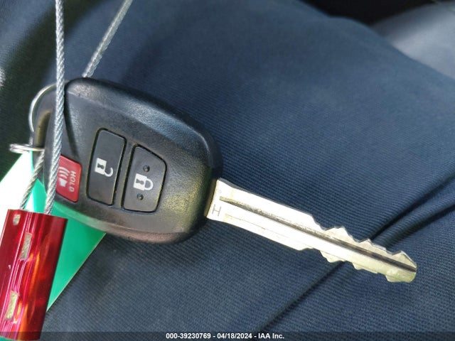 Toyota RAV4 LE 2015 2T3ZFREV5FW157610 Image 11