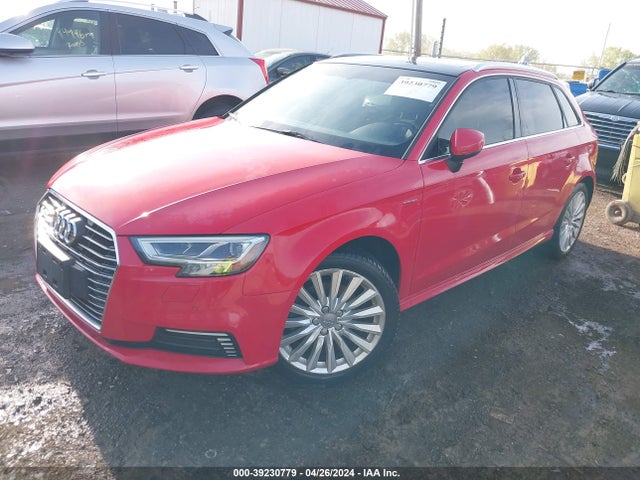 WAUTPBFF4HA036793 Audi A3 E-tron 1.4t Premium