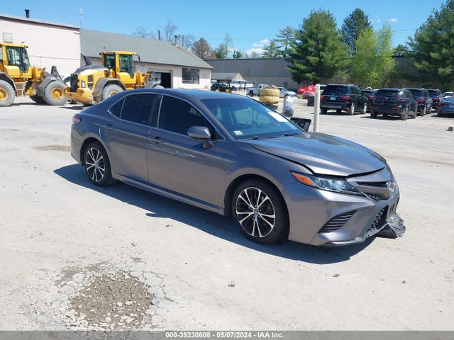 Toyota CAMRY SE 2018 4T1B11HK9JU674641 zdjęcie główne