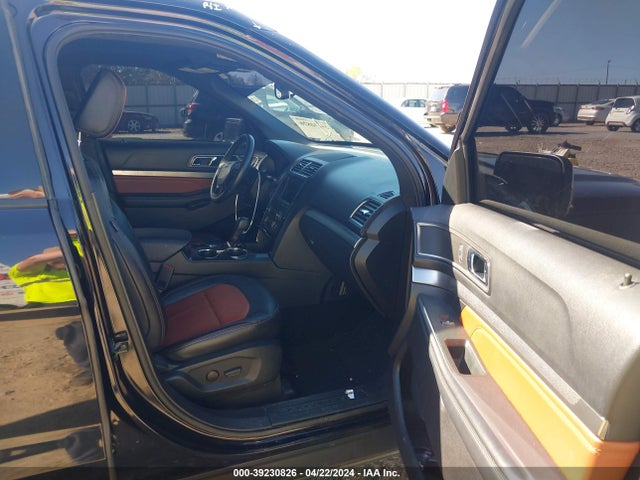 Ford EXPLORER XLT 2019 1FM5K7D87KGA60016 Image 5