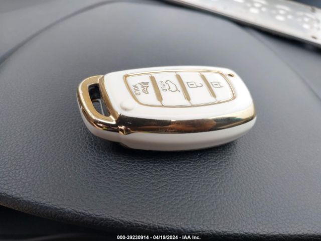 5NPD84LF5HH058332 Hyundai ELANTRA SE