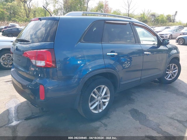 KIA SORENTO LX 2014 5XYKT3A68EG441882 Image 4