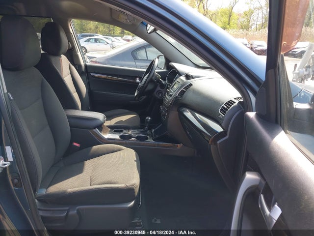 KIA SORENTO LX 2014 5XYKT3A68EG441882 Image 5