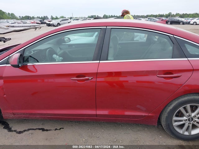 Hyundai SONATA SE 2015 5NPE24AF0FH204609 Image 15