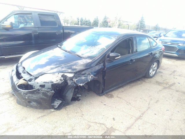 Ford FOCUS SE 2014 1FADP3F28EL275666 Image 2