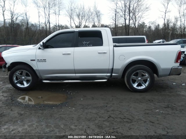 1C6RR7NTXHS555716 RAM 1500 Laramie  4x4 5'7 Box