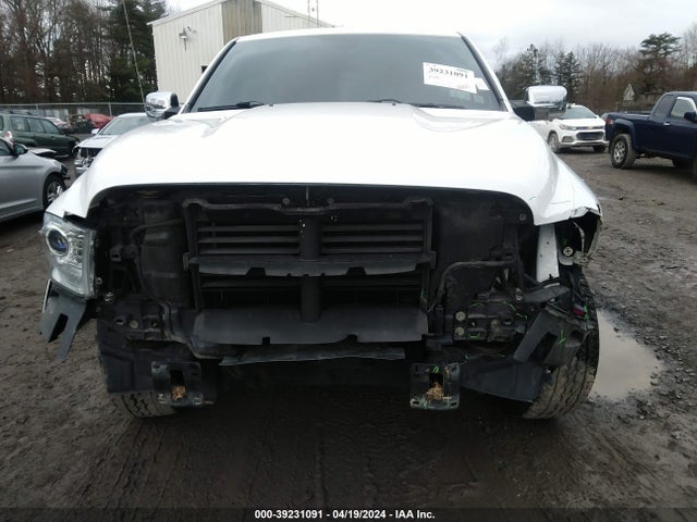 1C6RR7NTXHS555716 RAM 1500 Laramie  4x4 5'7 Box
