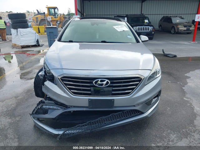 Hyundai Sonata Limited 2016 5NPE34AF5GH275108 Image 12