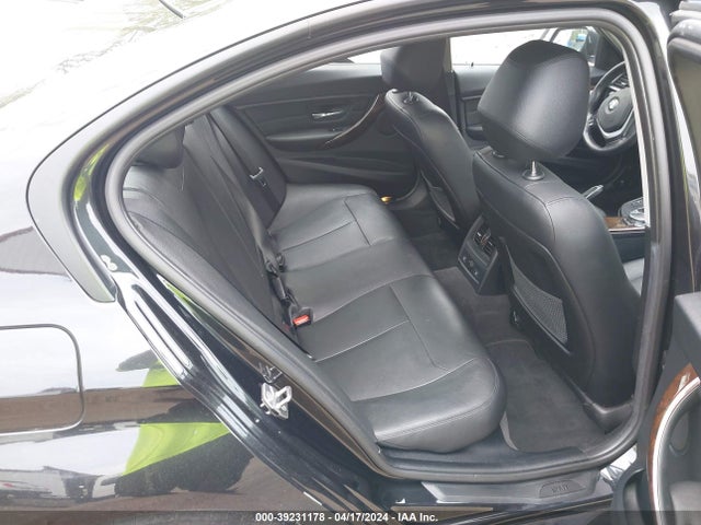 WBA3B3C57FF547737 BMW 328i Xdrive