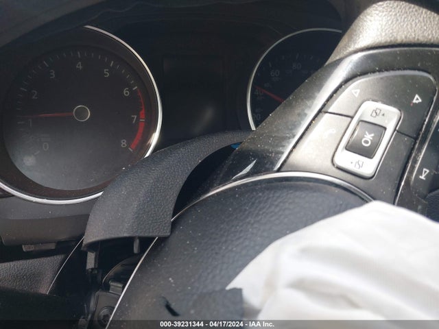 3VWDB7AJ8JM250979 Volkswagen Jetta 1.4t Se/1.4t Wolfsburg Edition