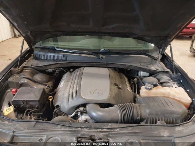 Chrysler 300C 2014 2C3CCAKT8EH315976 Image 10