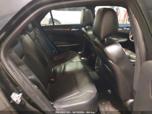 Chrysler 300C 2014 2C3CCAKT8EH315976 Image 8