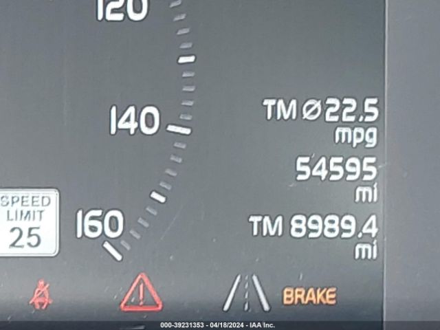 7JR102FKXKG009471 Volvo S60 T5 Momentum