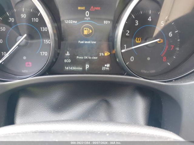 SADCJ2FX3JA281589 Jaguar F-pace 25t Premium