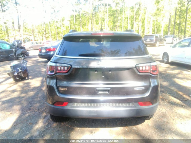 Jeep Compass Latitude Fwd 2018 3C4NJCBB3JT266507 Image 16