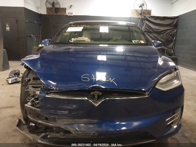 Tesla Model X 100d/75d/long Range 2019 5YJXCAE20KF188805 Image 13