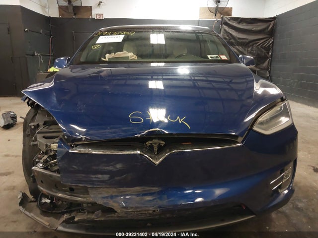 Tesla Model X 100d/75d/long Range 2019 5YJXCAE20KF188805 Image 6