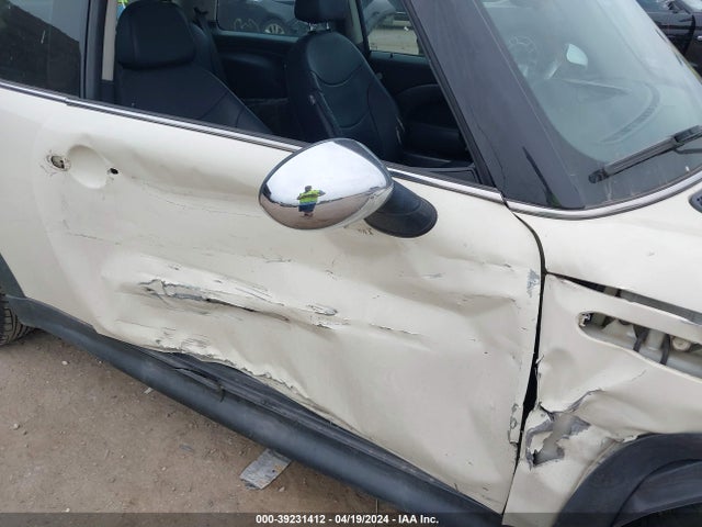 2006 MINI COOPER S WMWRE33526TJ34286 Photo 5