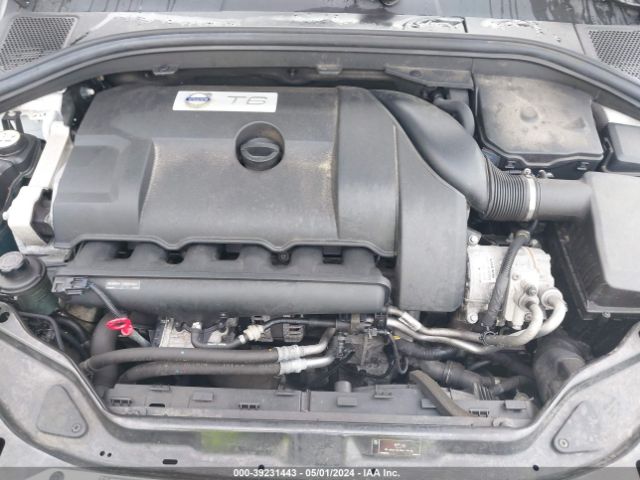 YV4902RK5F2752651 Volvo Xc60 T6
