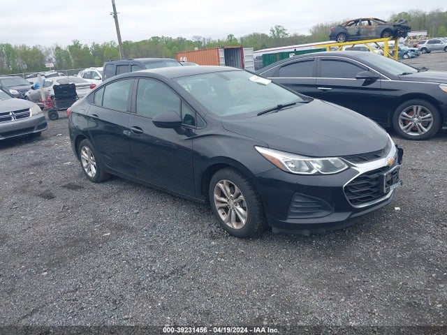 Chevrolet CRUZE LS 2019 1G1BC5SM6K7130087 головне зображення